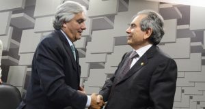 Delcídio do Amaral (PT / MS) and Raimundo Lira (PMDB / PB, president and vice president of CAE (Photo: Disclosure)